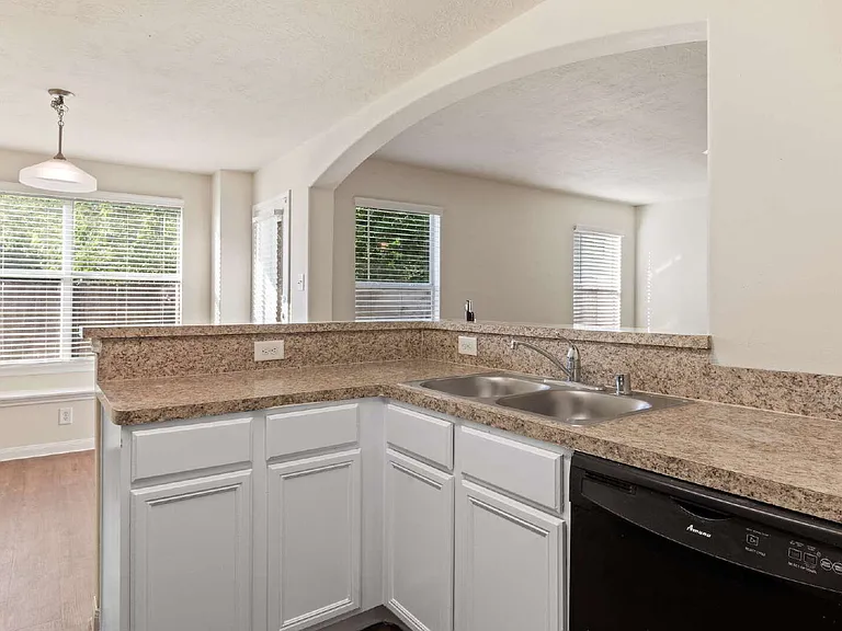 15606 Kiplands Bend Dr — Photo 6