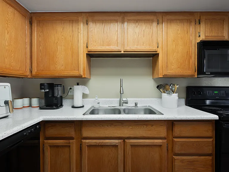 1310 S Pima Dr #11 — Photo 9