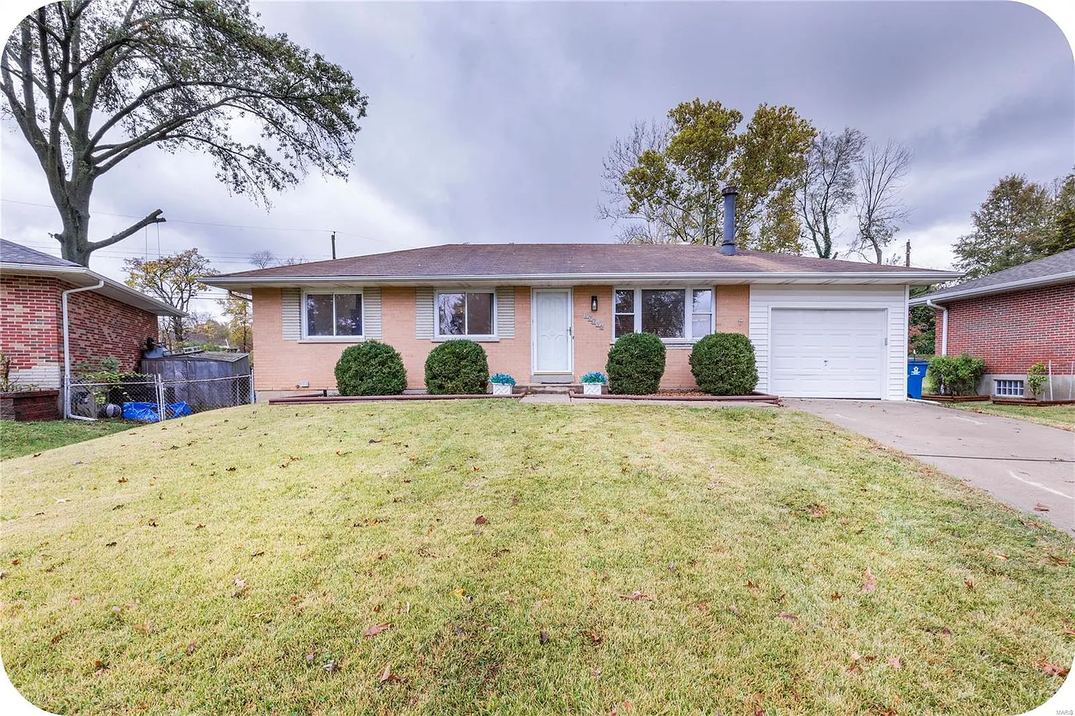 10036 Saint Simon Ct photo 1