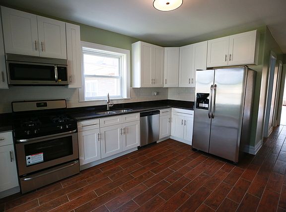 5th image of 5319 S Homan Ave
