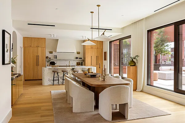 Dining area, photo 1