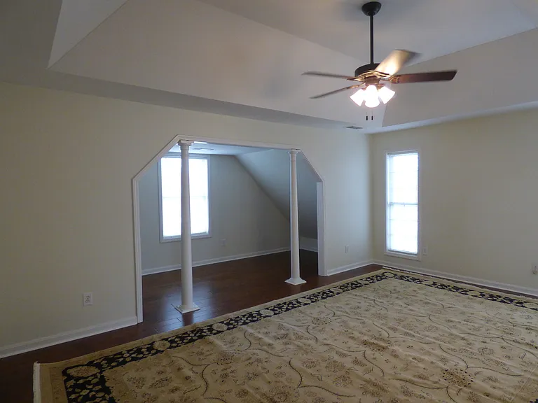 2205 Barrington Ln — Photo 24