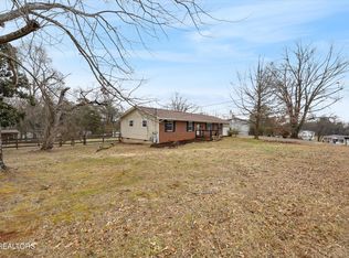 708 Elkmont Rd, Knoxville, TN 37922
