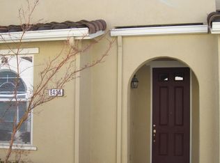 8434 Crystal Walk Cir, Elk Grove, CA 95758