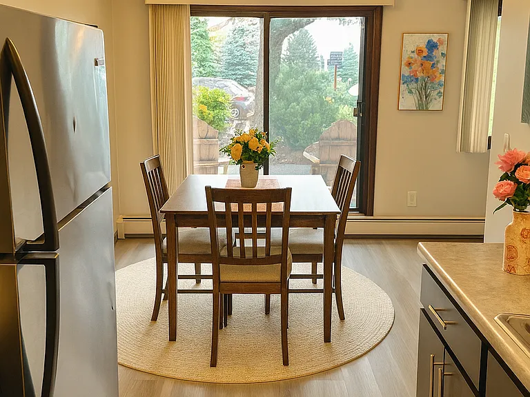 Cedars of Edina Apartments — Photo 101