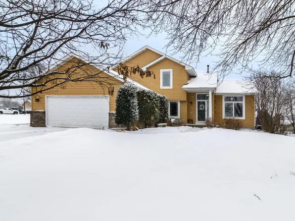117 Wildflower Ct, Watertown, MN 55388