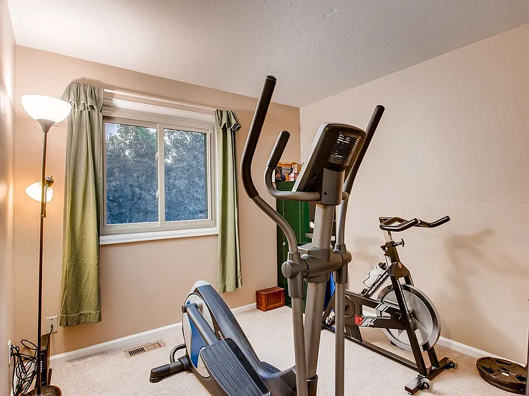 3720 Black Oak Ct — Photo 14