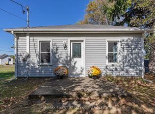 1018 Oak Flats Rd, Central Frontenac, ON K0H1T0