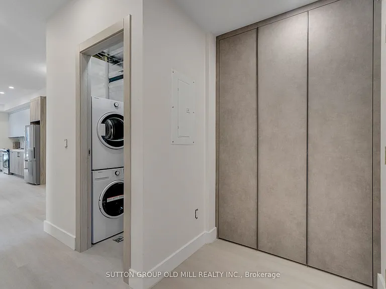 625 Harvie Ave #2 — Photo 3