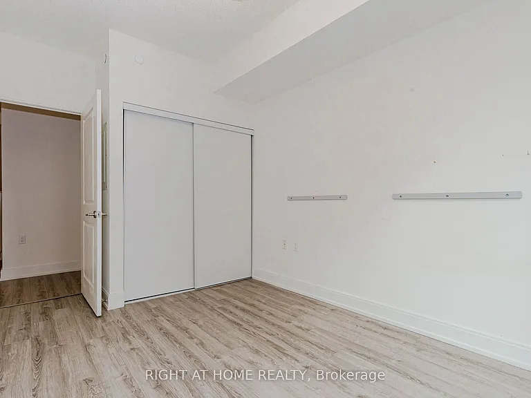 9608 Yonge St #1603 — Photo 22