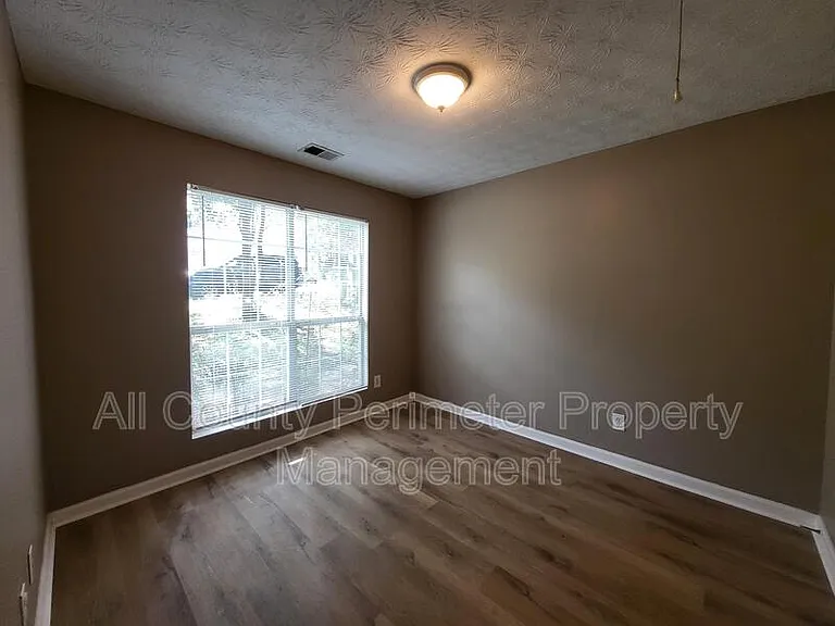 3428 Homeward Trl — Photo 7