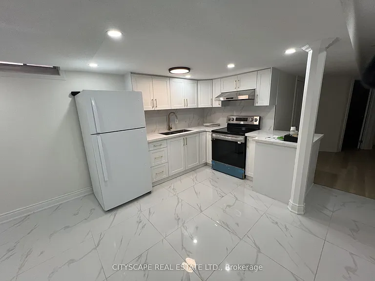 637 Dolly Bird Ln #BASEMENT — Photo 4