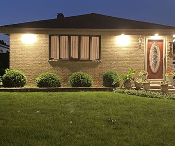 715 N Howard Ave, Elmhurst, IL, 60126