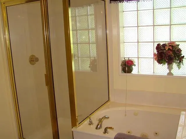1468 Mayflower Ln — Photo 5