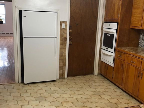 3rd image of 436 67th St #1