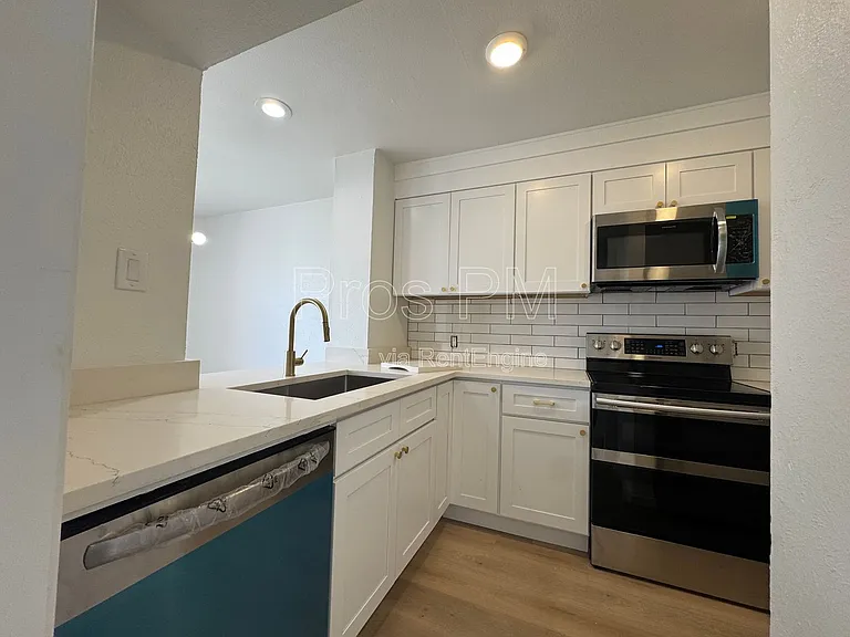 5510 Boca Raton Blvd #431 — Photo 9