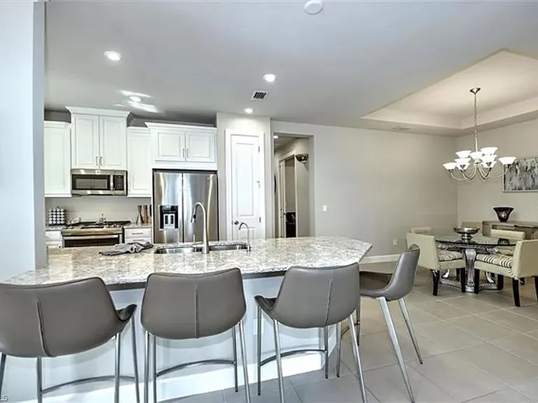 15158 Tolmino St — Photo 4