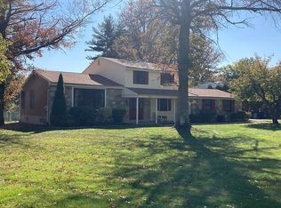 3985 Pine Rd, Huntingdon Valley, PA 19006