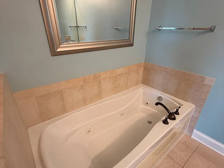 125 N Buffalo Grove Rd #313 — Photo 21