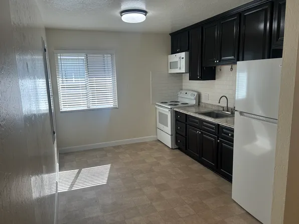 1461 Kerley Dr APT 12, San Jose, CA 95112