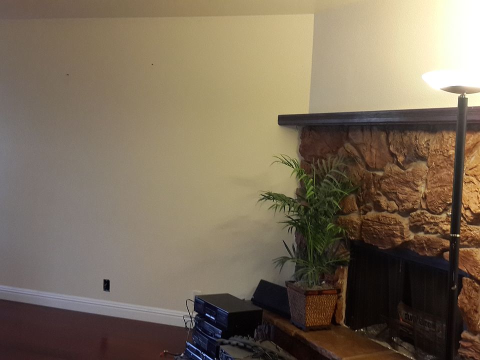 1st image of 469 Vienna St