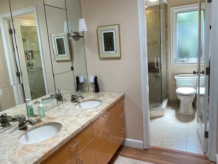 Creekside Dr — Photo 5
