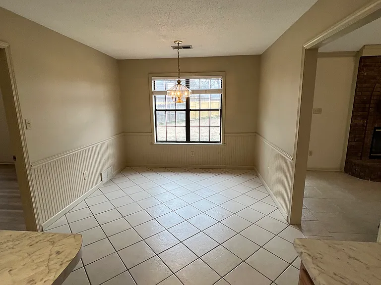 3433 Sunswept Dr — Photo 7