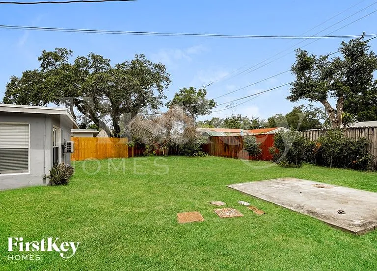 6611 Simms St — Photo 15