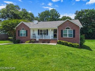 1619 Northfield Dr, Maryville, TN 37804