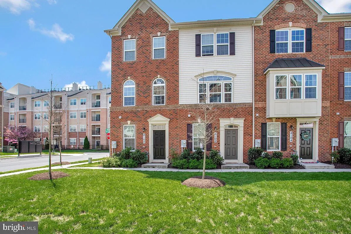 4 bed, 3.5 bath, 1280 sqft, $3,400 — Photo 2
