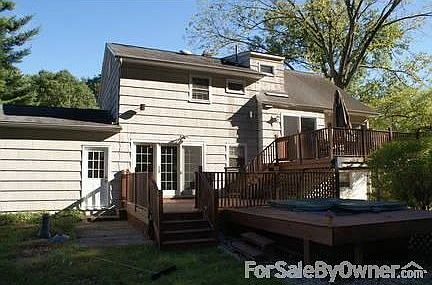 3rd image of 7 Piermont Pl