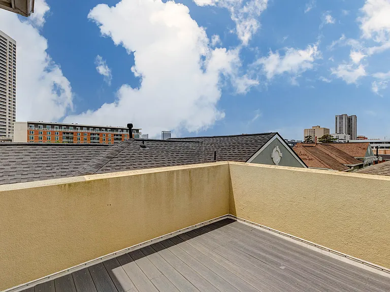 1818 Binz St #D — Photo 25