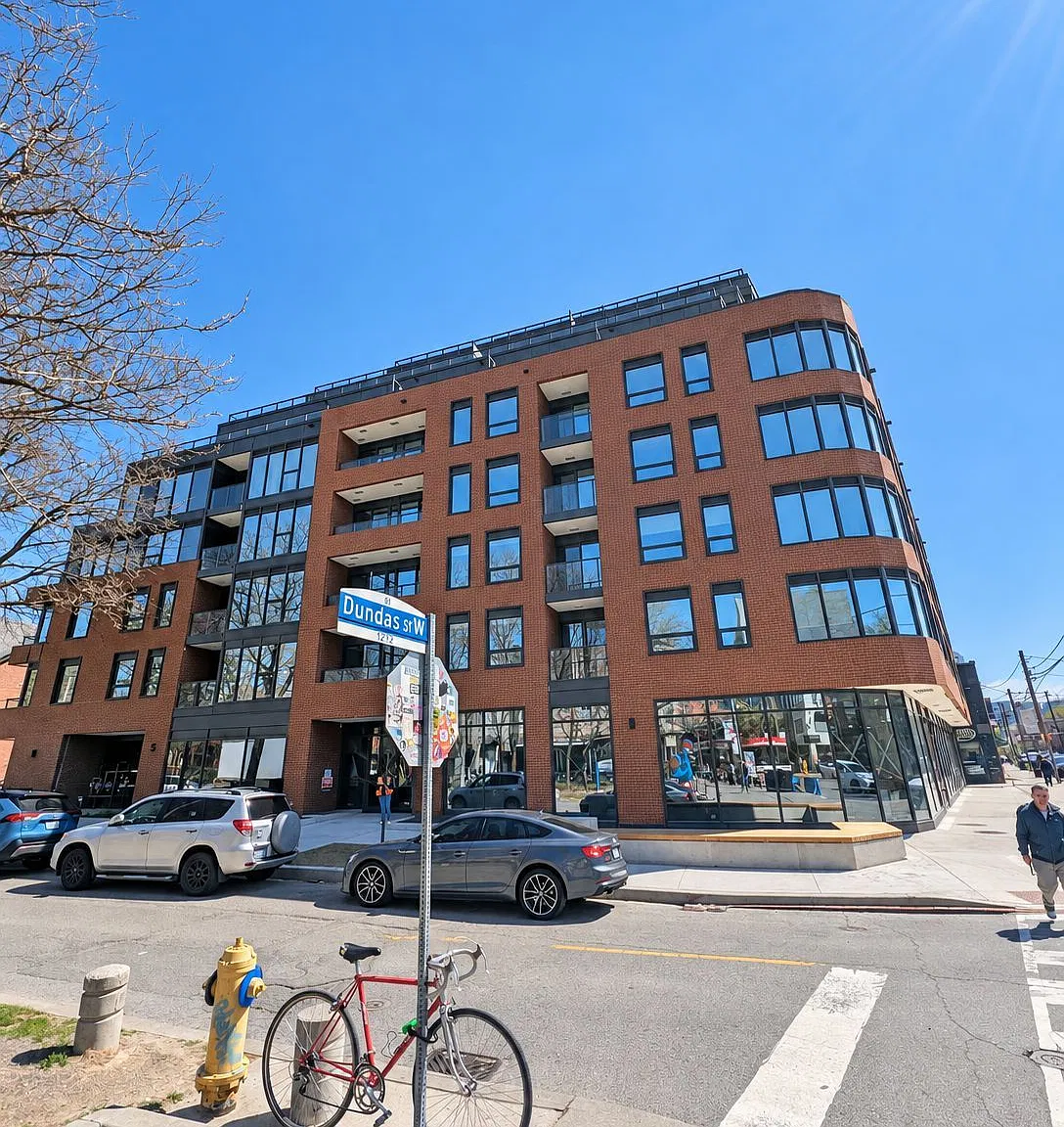 1 bed, $2,300 — Photo 1