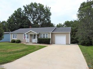 616 Christopher St, Warrensburg, MO 64093