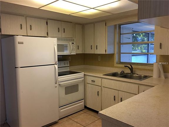 4th image of 4012 Star Island Dr