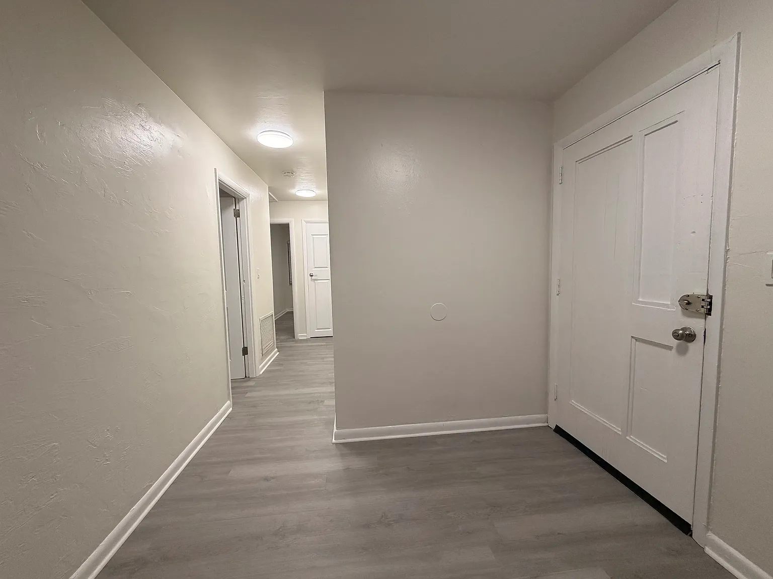 3 bed, 1442 sqft, $1,630 — Photo 3