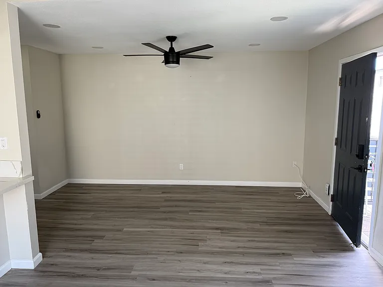 2518 England St #5 — Photo 6