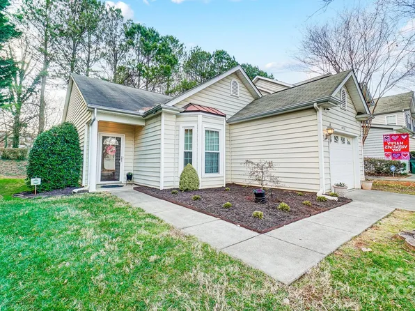4918 Sunset Ridge Ct, Charlotte, NC 28269