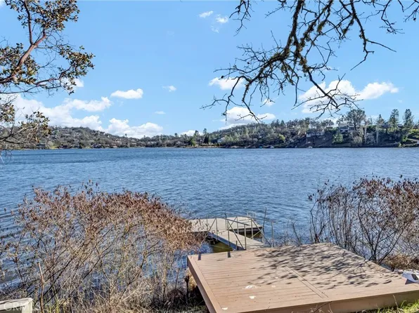 16955 Knollview Dr, Hidden Valley Lake, CA 95467