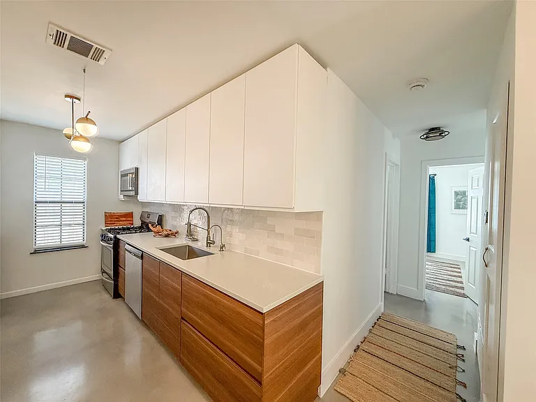 2313 Thornwild Pass — Photo 14