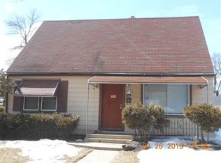 5709 N 56th St, Milwaukee, WI 53218