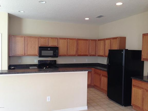 5th image of 149 Boysenberry Ln