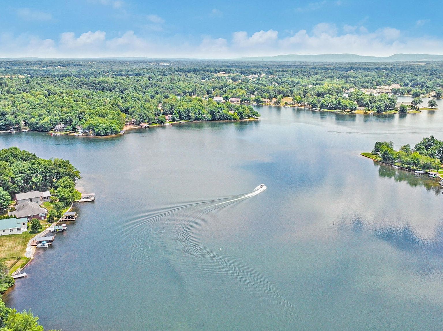 Dreamy Homestead Escape: Patio, Ranch On-Site - Crossville, TN | Evolve, image size:1536x1148
