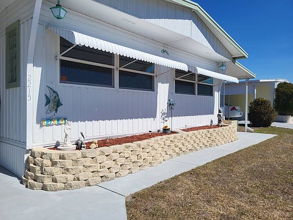 5th image of 2215 Fremont Dr