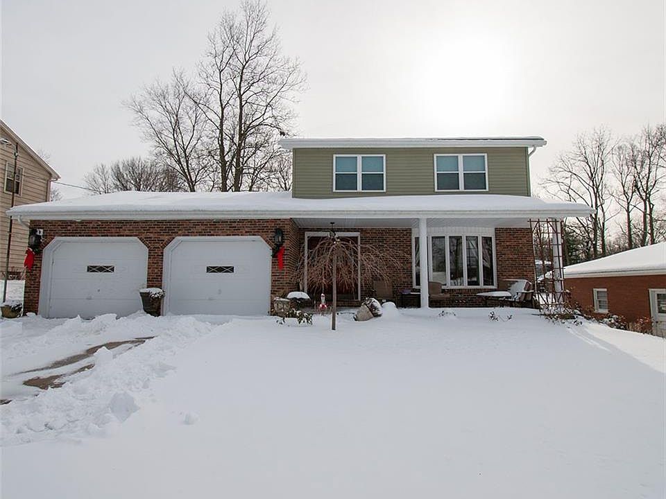 1st image of 169 Green Bay Dr
