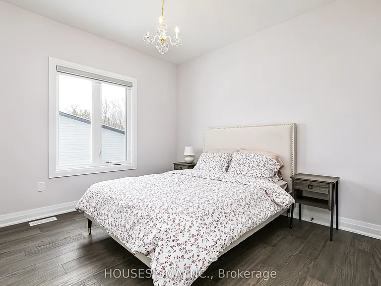 114 Goldie Ct — Photo 20