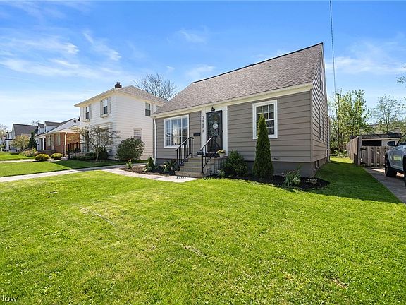 2nd image of 20893 Belvidere Ave