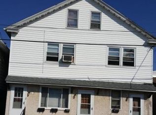 654 Penn Ct, Hazleton, PA 18201