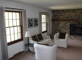 2201 Hollywood Blvd, Iowa City, IA 52240