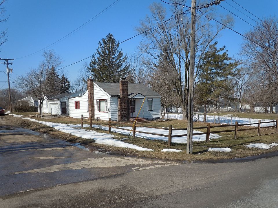 1st image of 159 Vincent Ave